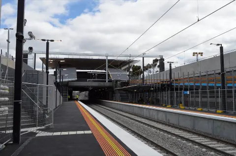 St Albans railway station in St Albans, Victoria